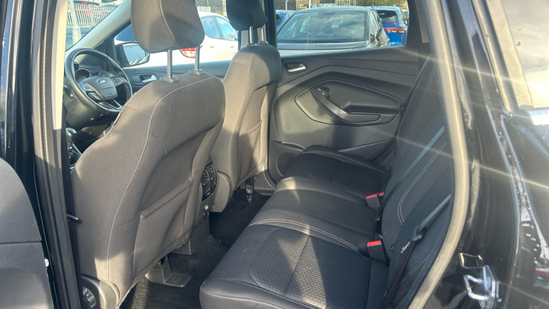 Ford Kuga 1.5 TDCi Zetec 5dr 2WD Diesel Estate